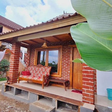 Bunga Maliq Bungalow Lombok เตเตบาตู ภายนอก รูปภาพ