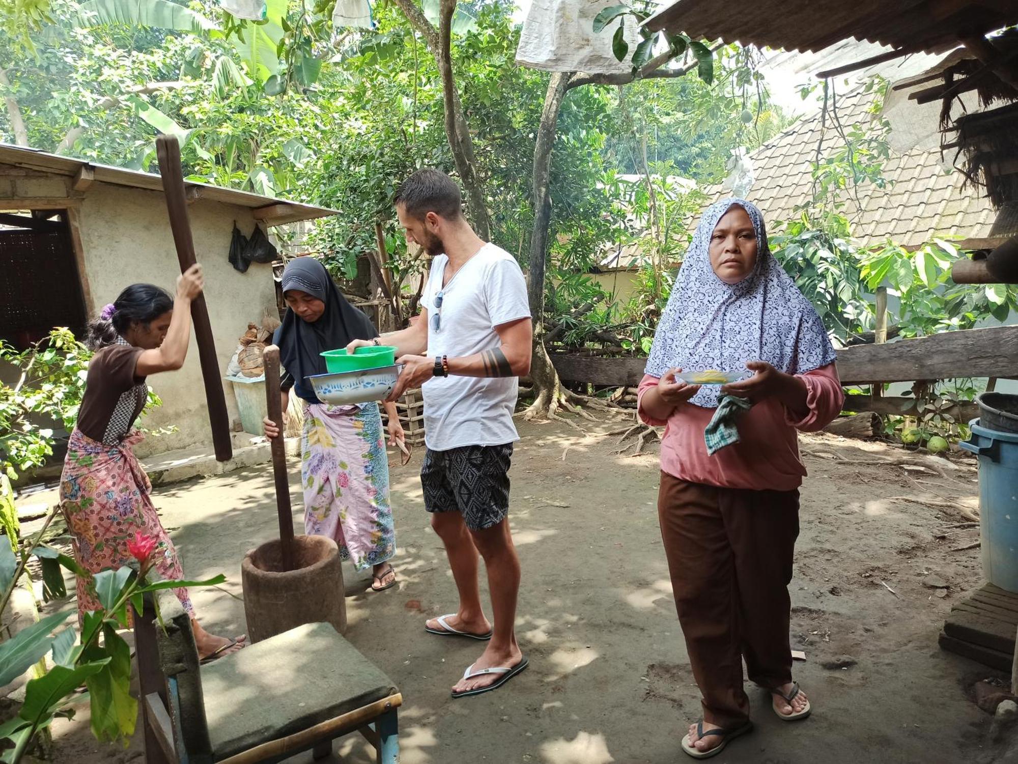 Bunga Maliq Bungalow Lombok เตเตบาตู ห้อง รูปภาพ