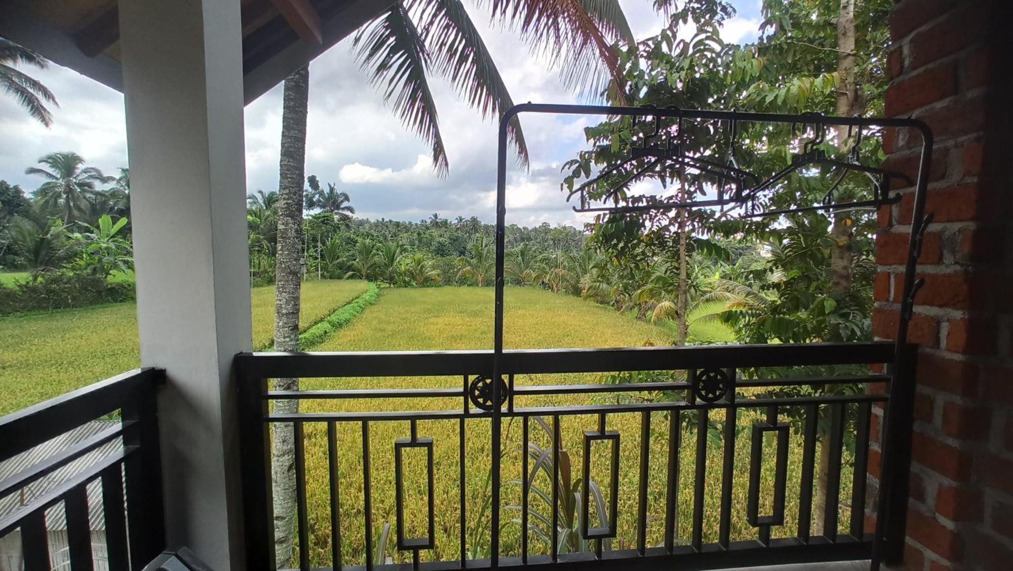 Bunga Maliq Bungalow Lombok เตเตบาตู ห้อง รูปภาพ