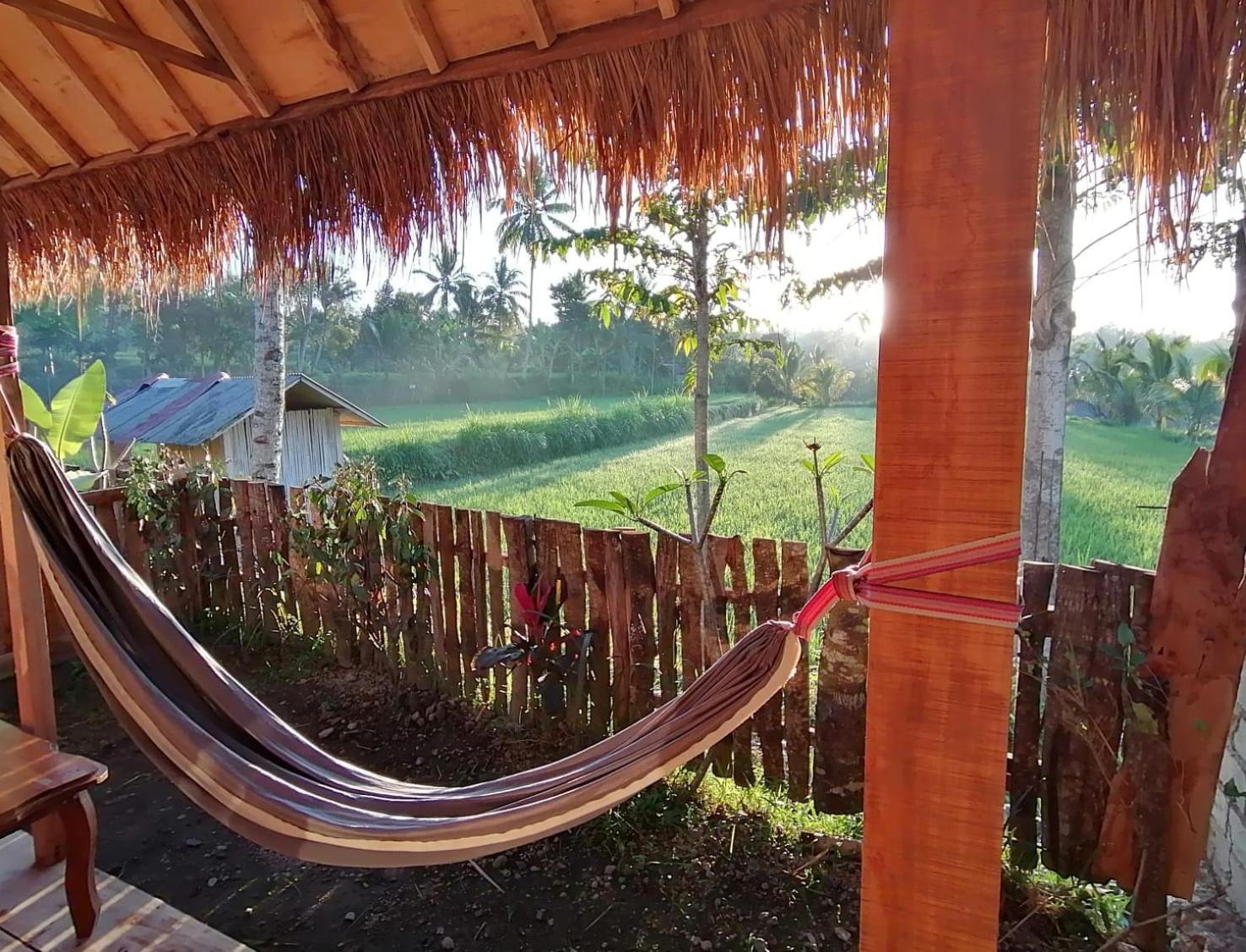 Bunga Maliq Bungalow Lombok เตเตบาตู ห้อง รูปภาพ