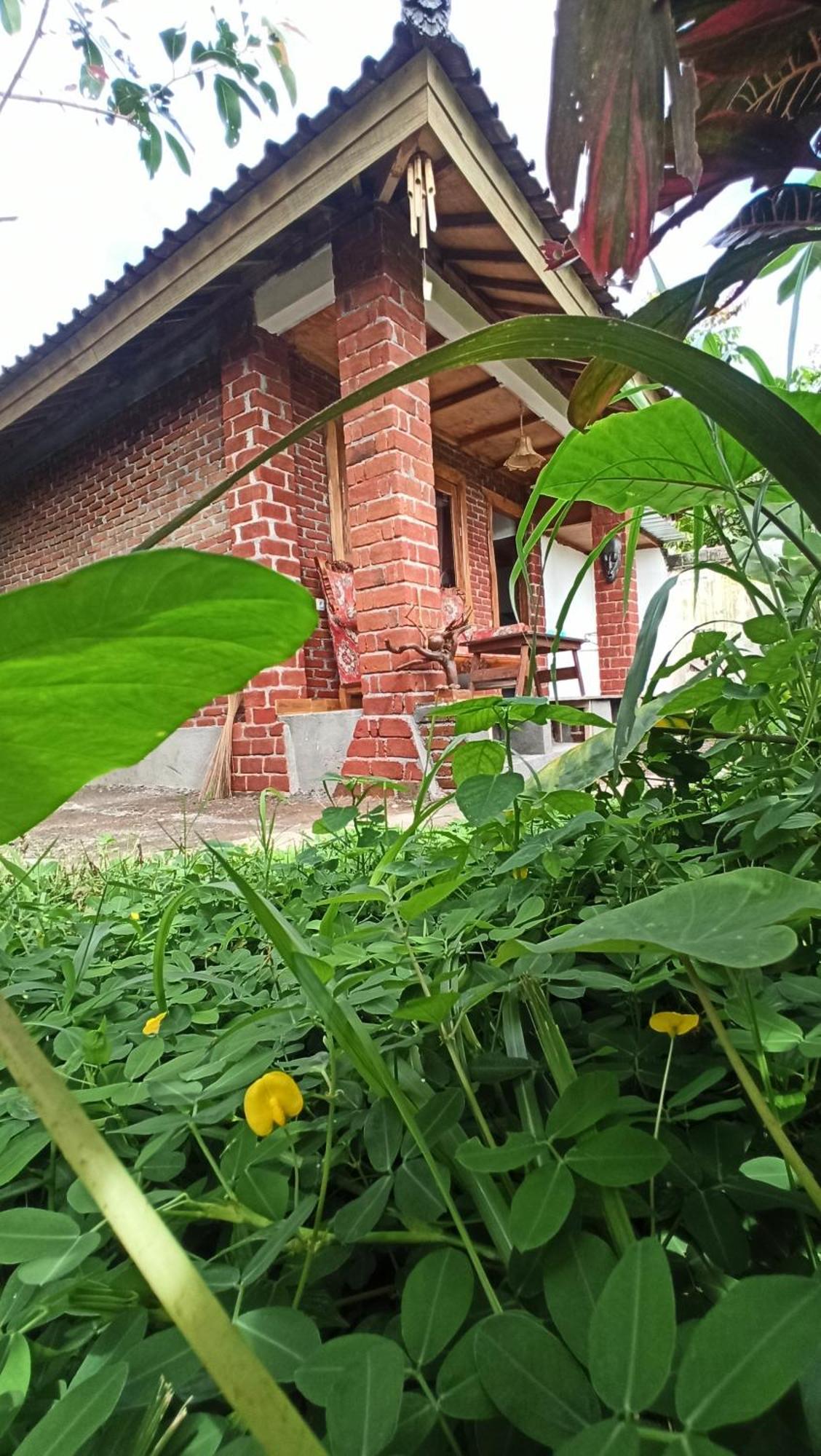Bunga Maliq Bungalow Lombok เตเตบาตู ภายนอก รูปภาพ