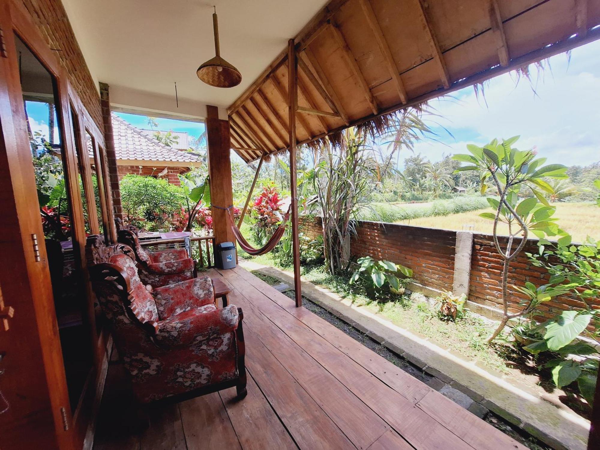 Bunga Maliq Bungalow Lombok เตเตบาตู ภายนอก รูปภาพ